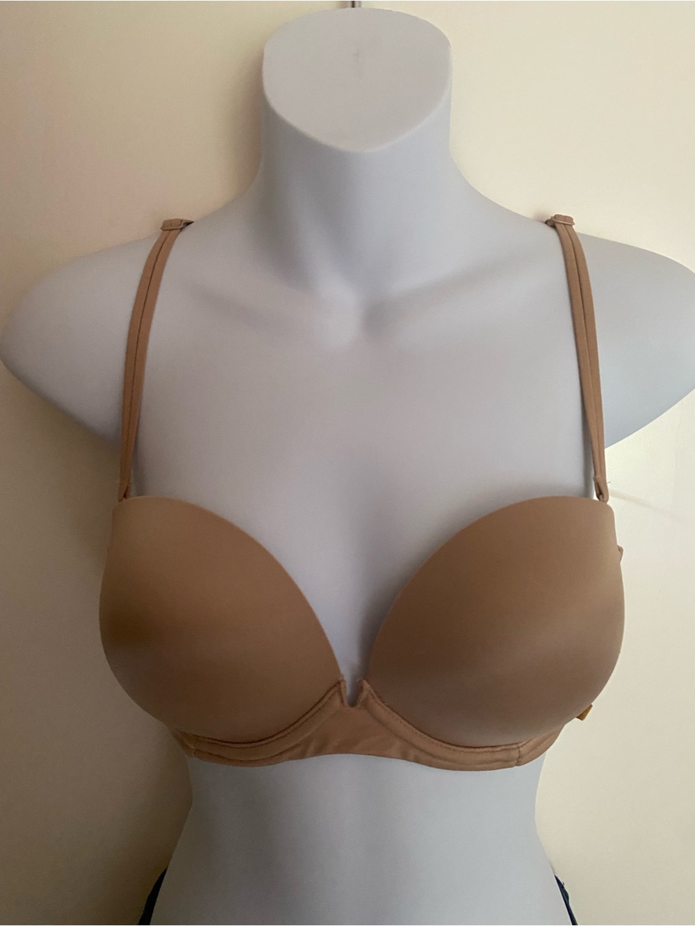 Victoria's Secret Nude Push-Up T-Shirt Bra